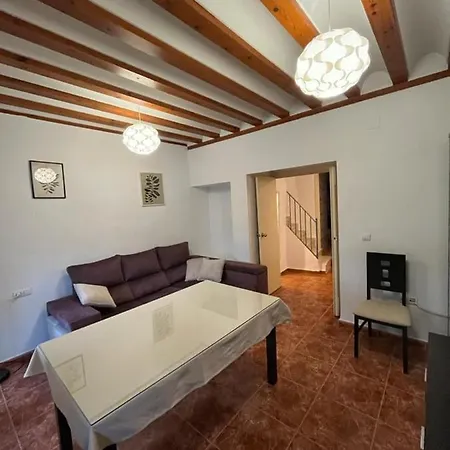 Casa En Plaza De La Corredera Con Balcon Κόρδοβα