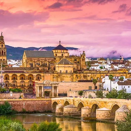 Casa En Plaza De La Corredera Con Balcon Córdoba