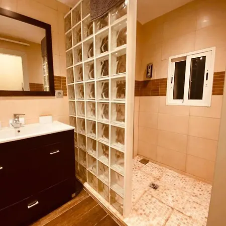 Casa En Plaza De La Corredera Con Balcon * Córdoba